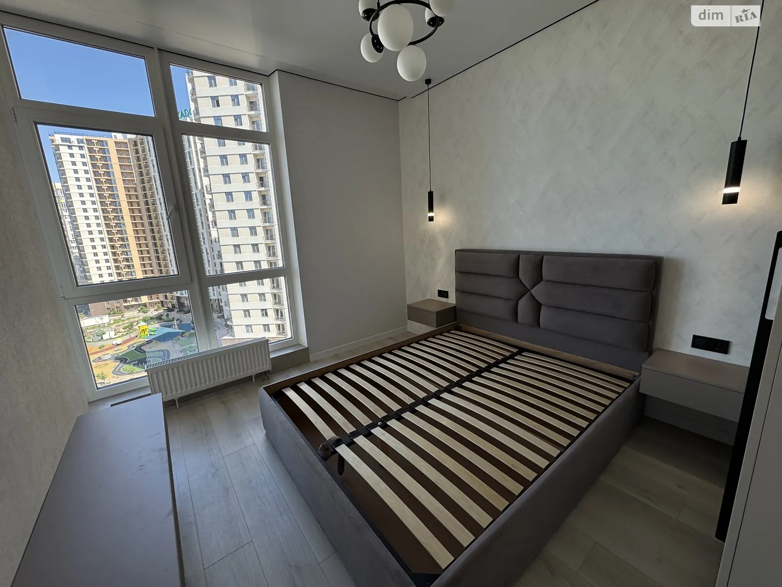 Продается 2-комнатная квартира 43 кв. м в Одессе, ул. Краснова, 3 корпус 65 - фото 1