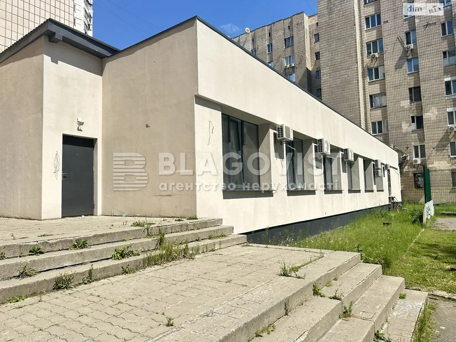 Продається об'єкт сфери послуг 295.8 кв. м в 1-поверховій будівлі, цена: 180000 $ - фото 1