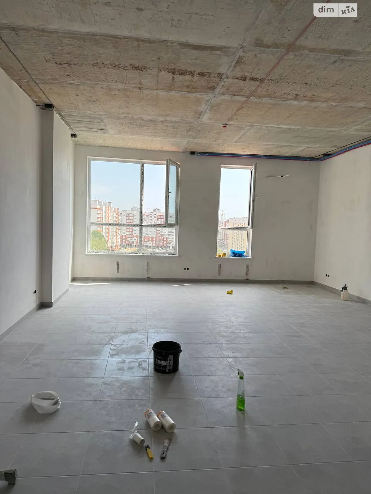 Сдается в аренду помещения свободного назначения 47 кв. м в 8-этажном здании, цена: 11750 грн - фото 1