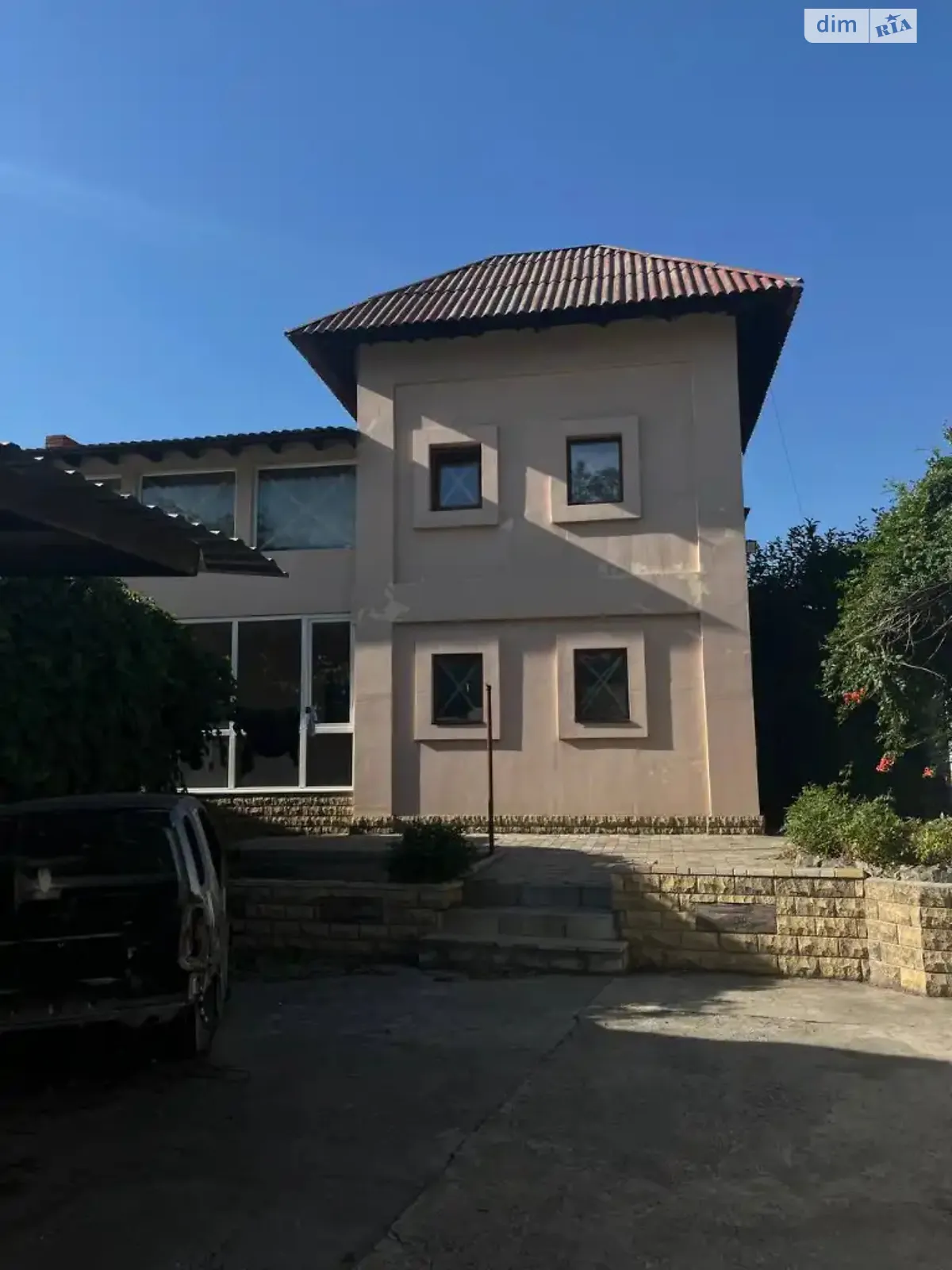 Продается дом на 2 этажа 240 кв. м с верандой, цена: 95000 $ - фото 1