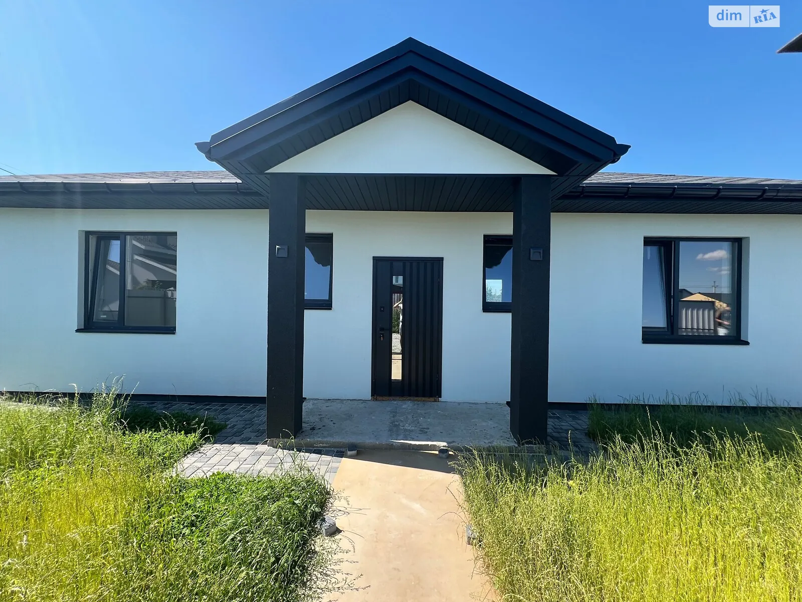 Продается одноэтажный дом 94 кв. м с участком, цена: 88000 $ - фото 1