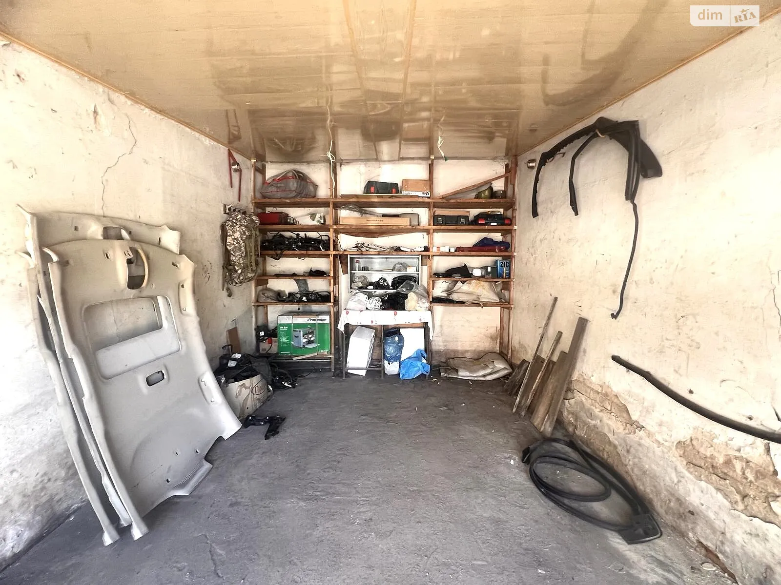 Продається місце в гаражному кооперативі під легкове авто на 18.4 кв. м, цена: 6000 $ - фото 1