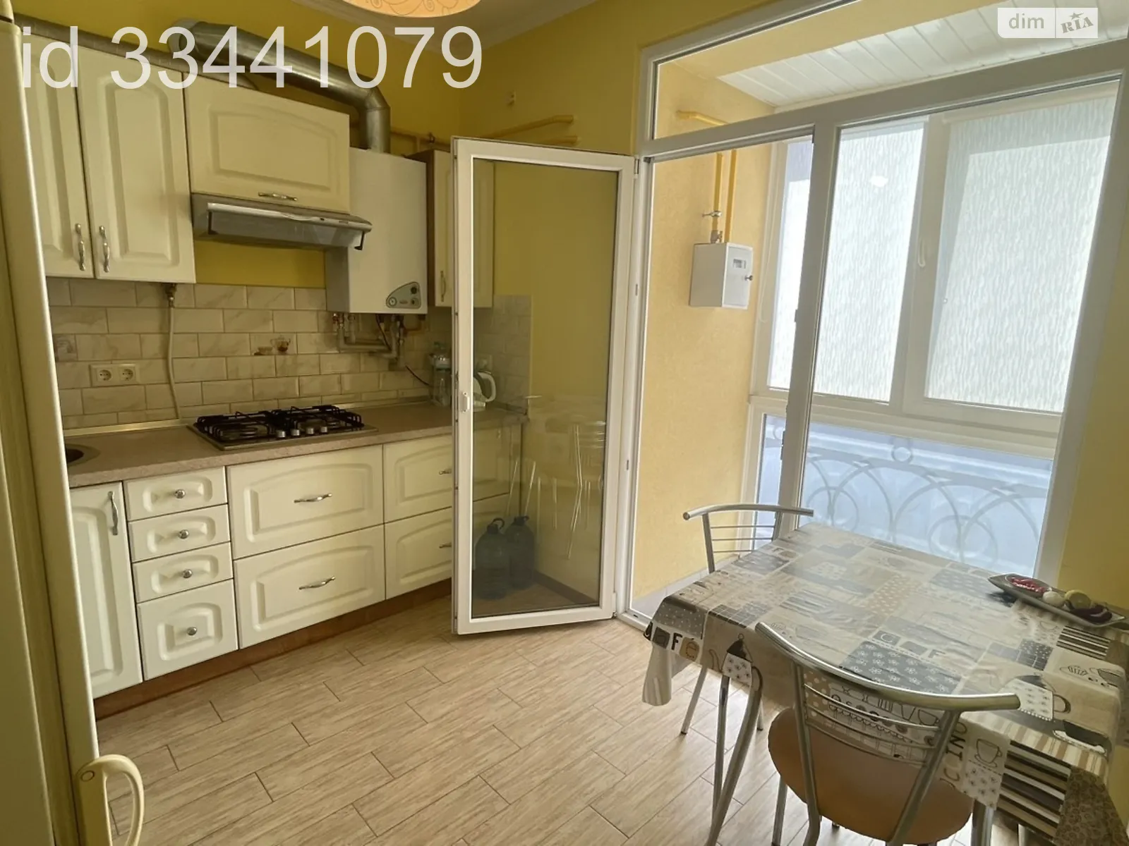 Продається 1-кімнатна квартира 44 кв. м у Ужгороді, вул. Климпуша, 4 - фото 1