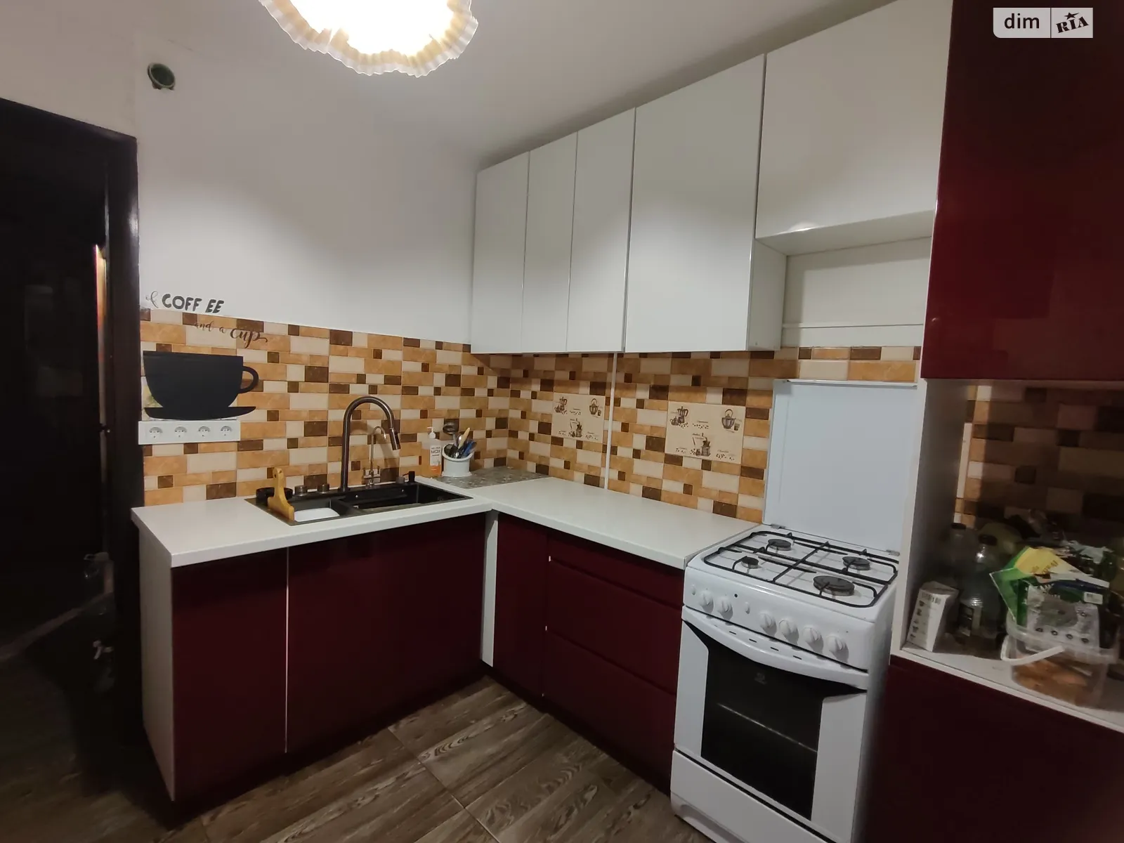 Продается 2-комнатная квартира 52 кв. м в Хмельницком, ул. Заречанская, 32/1 - фото 1