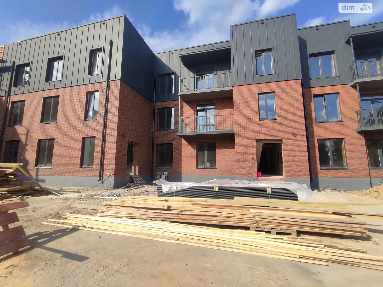 Продается 2-комнатная квартира 54 кв. м в Виннице, ул. Грушева, 32 - фото 1