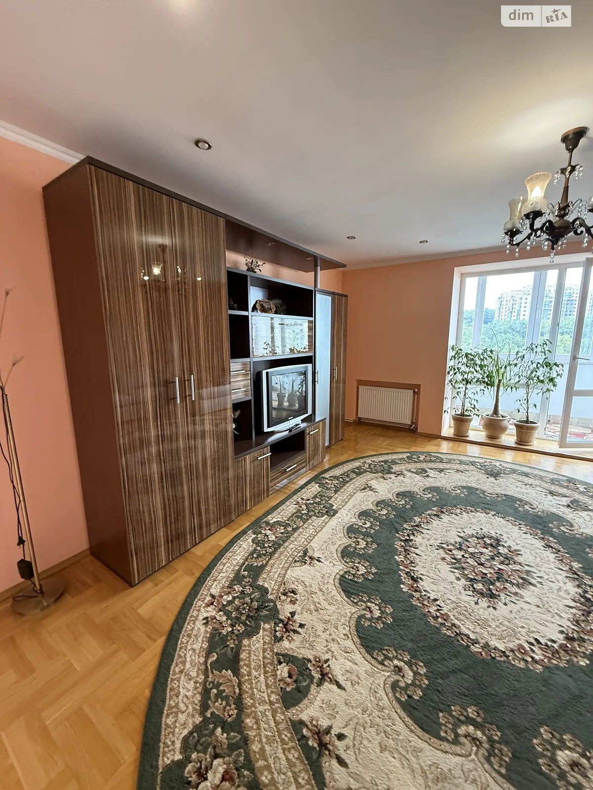 3-кімнатна квартира 100 кв. м у Тернополі, вул. Спадиста - фото 1