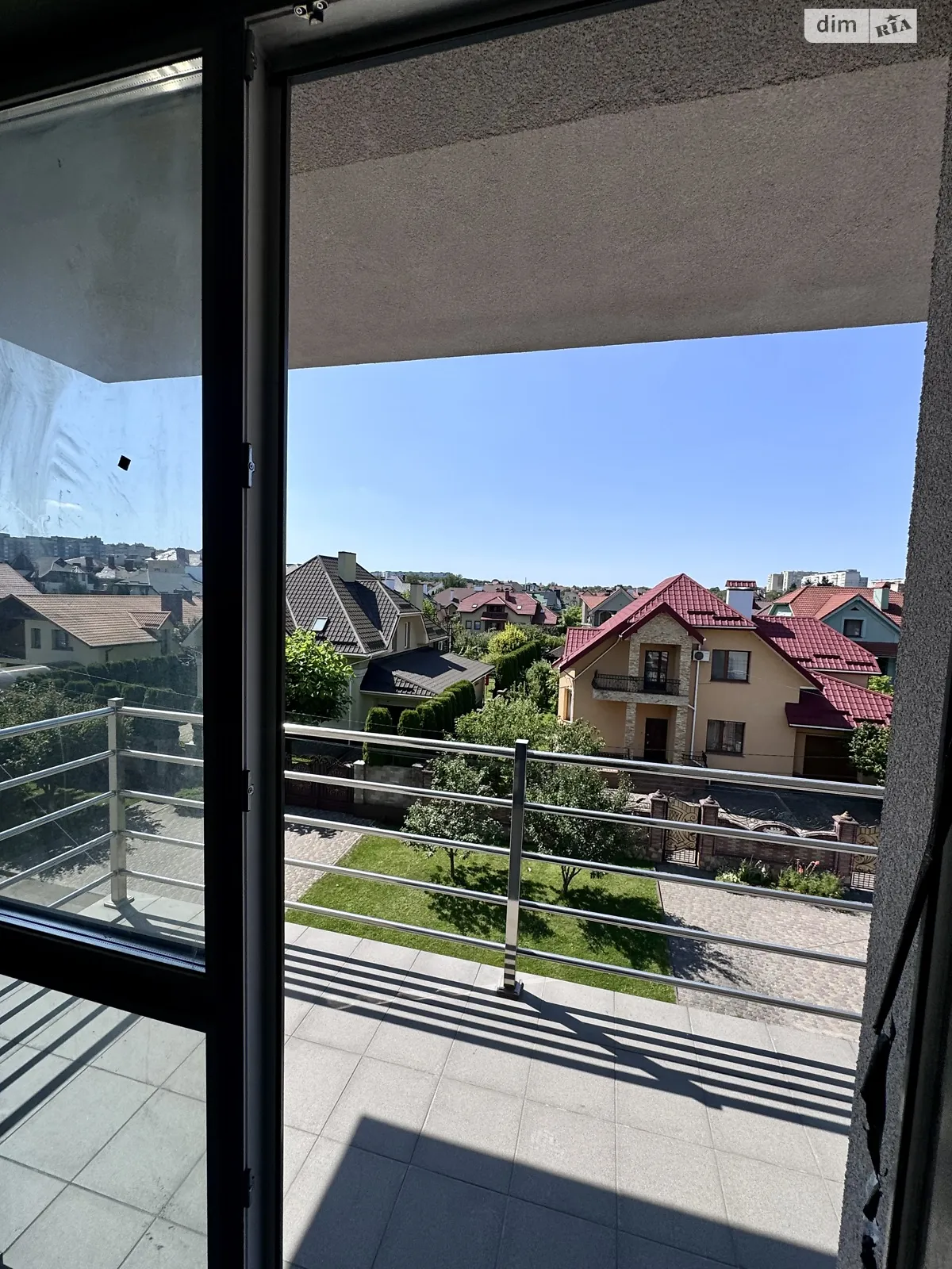 Продається 2-кімнатна квартира 69 кв. м у Рівному, вул. Захисників Маріуполя(Костромська), 47 - фото 1