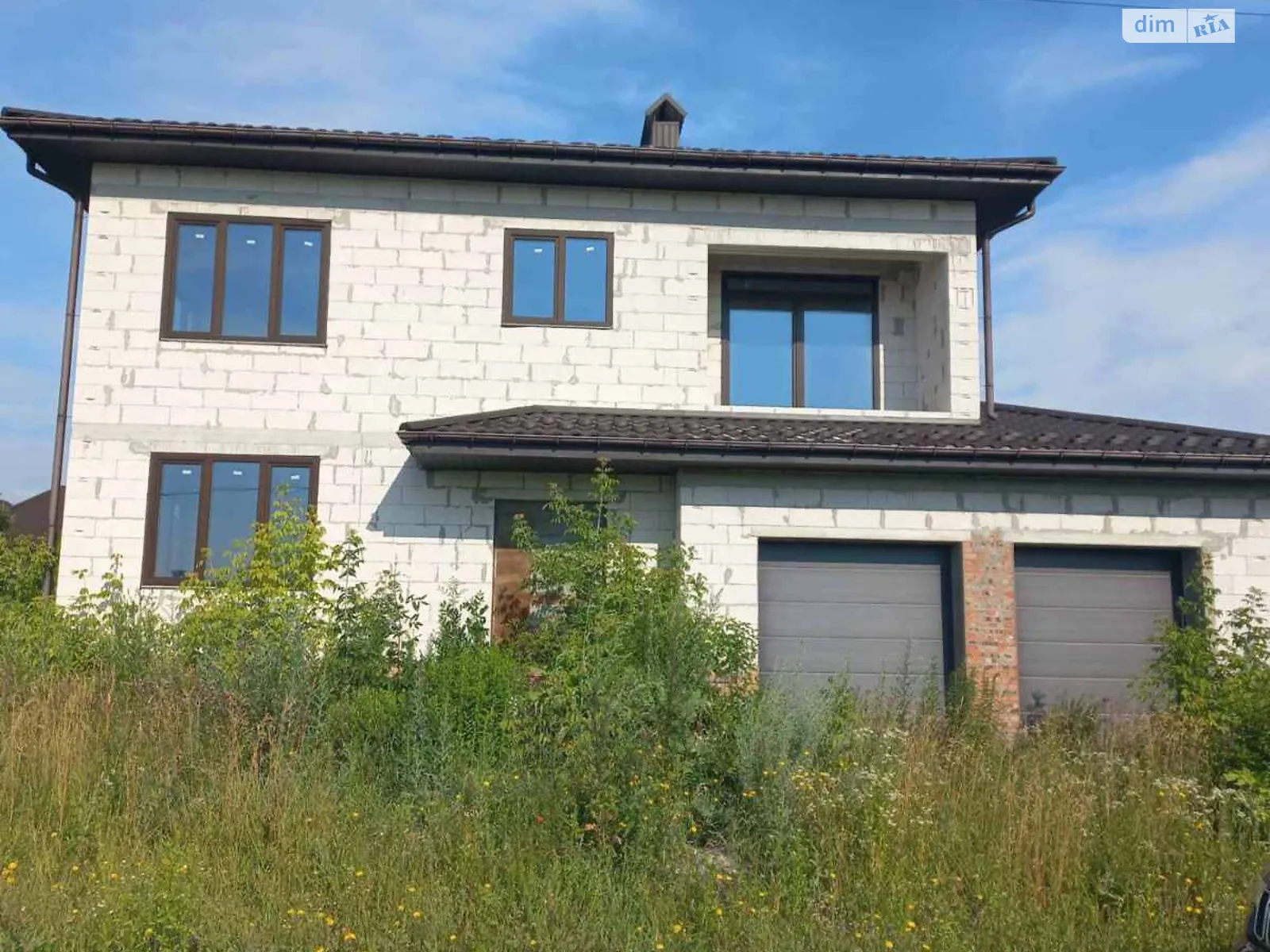 Продается дом на 2 этажа 370 кв. м с участком, цена: 207000 $ - фото 1