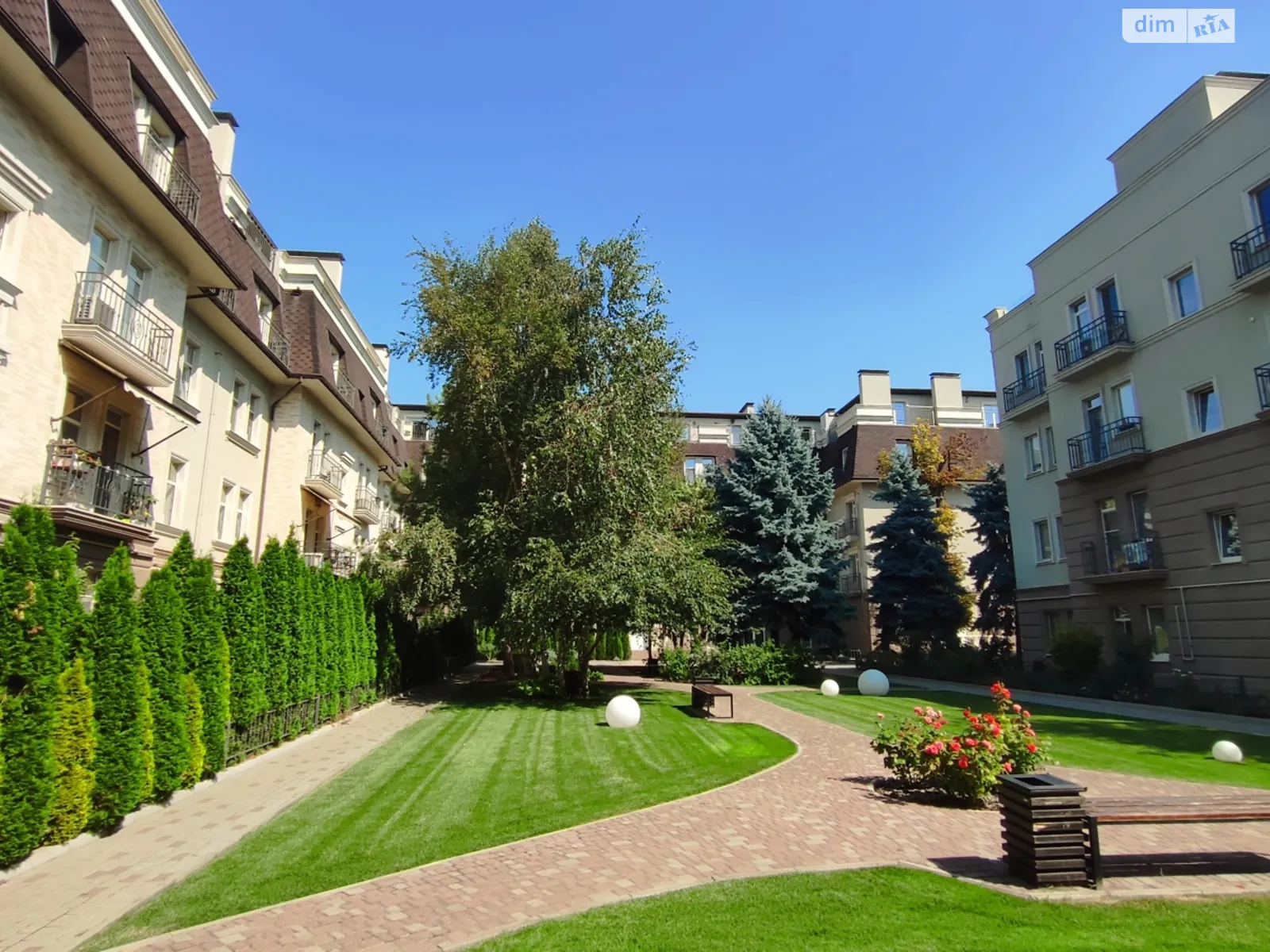 Продается 2-комнатная квартира 75.6 кв. м в Одессе, пер. Майский - фото 1