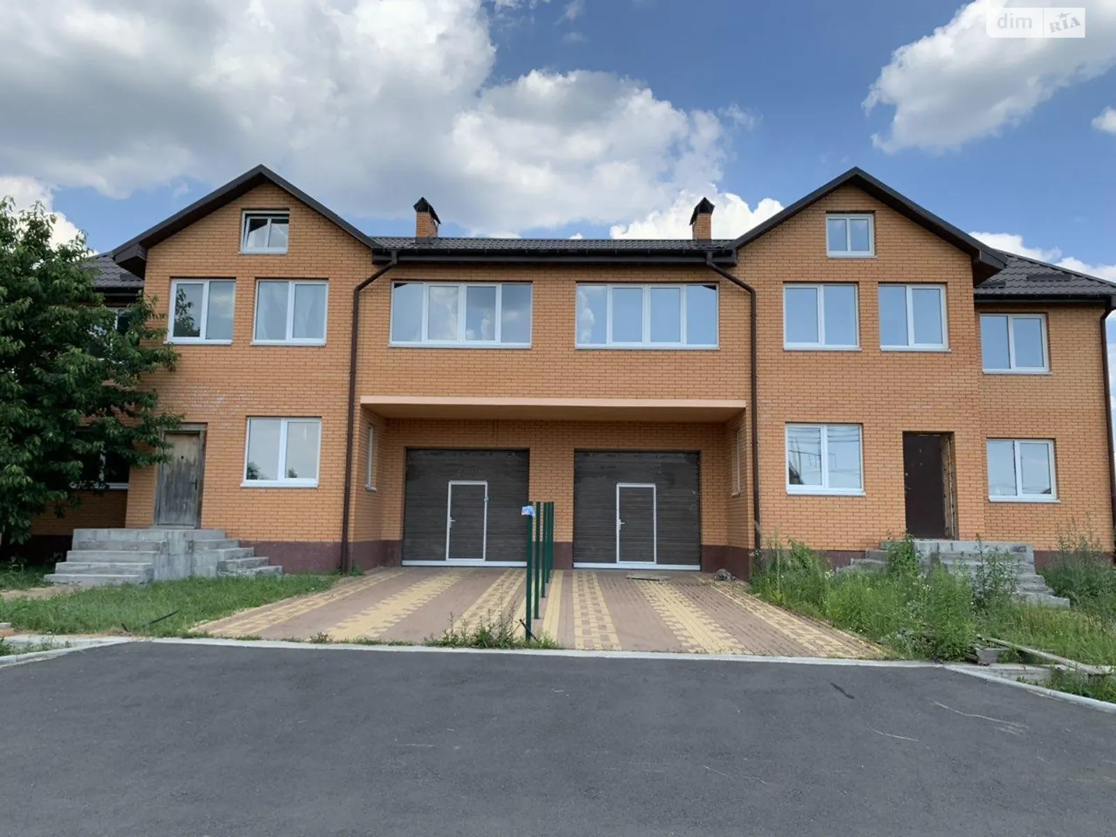 Продається будинок 2 поверховий 700 кв. м з мансардою, цена: 240000 $ - фото 1