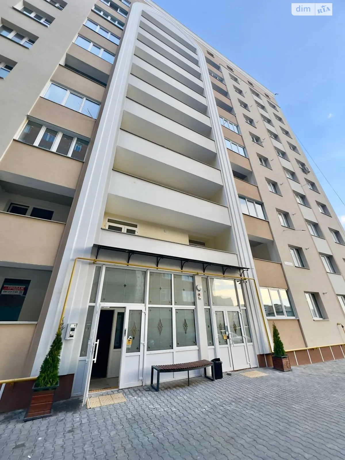 Продается 2-комнатная квартира 82 кв. м в Хмельницком, ул. Кармелюка - фото 1