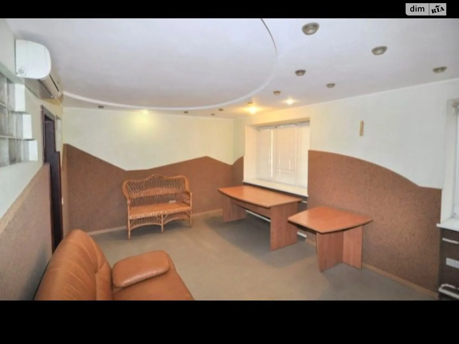 Продается 1-комнатная квартира 27.5 кв. м в Днепре, просп. Хмельницкого Богдана - фото 1