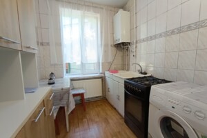 Сниму часть дома долгосрочно в Тернопольской области