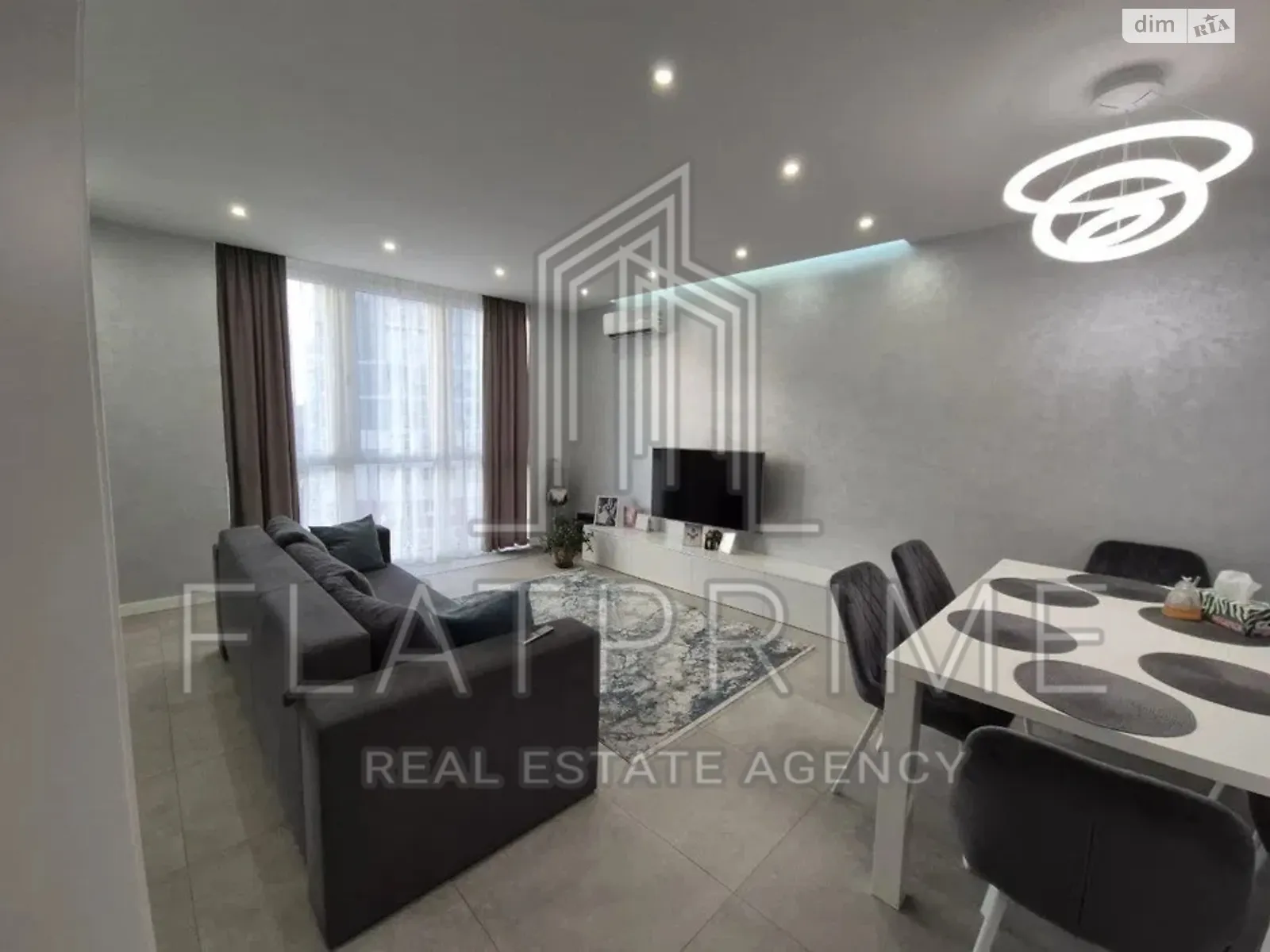 Продается 3-комнатная квартира 100 кв. м в Киеве, ул. Елены Пчилки, 8 - фото 1