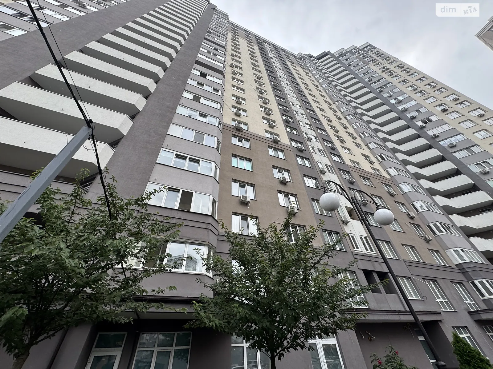 Сдается в аренду 1-комнатная квартира 42.5 кв. м в Броварах, ул. Киевская - фото 1