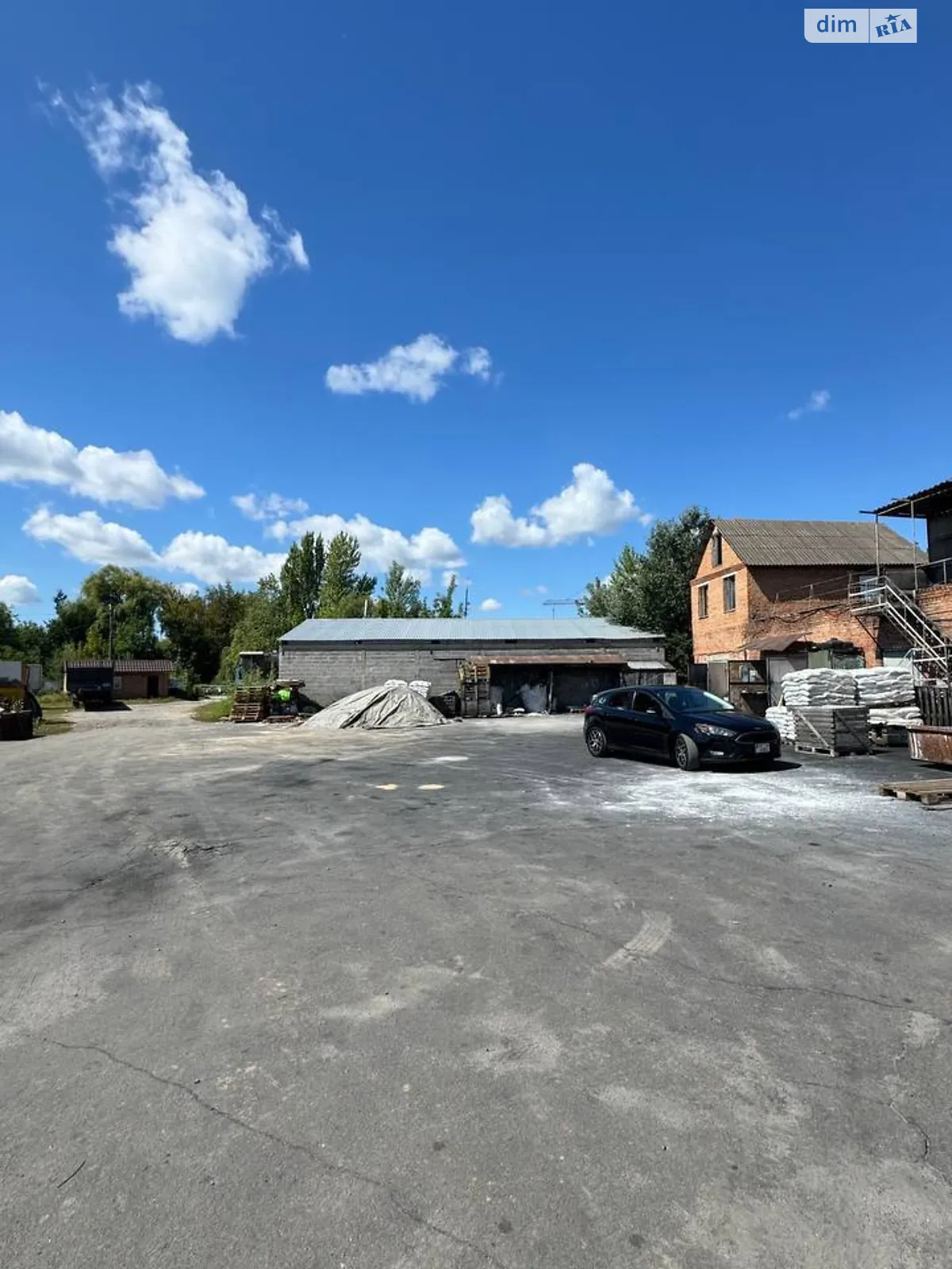 Продается объект сферы услуг 850 кв. м в 1-этажном здании, цена: 220000 $ - фото 1