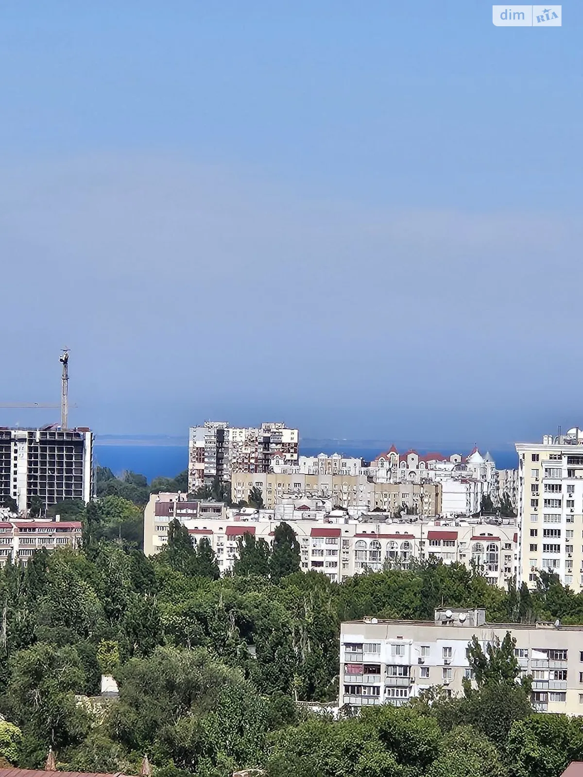 Продается 1-комнатная квартира 41 кв. м в Одессе, ул. Краснова, 1Б - фото 1