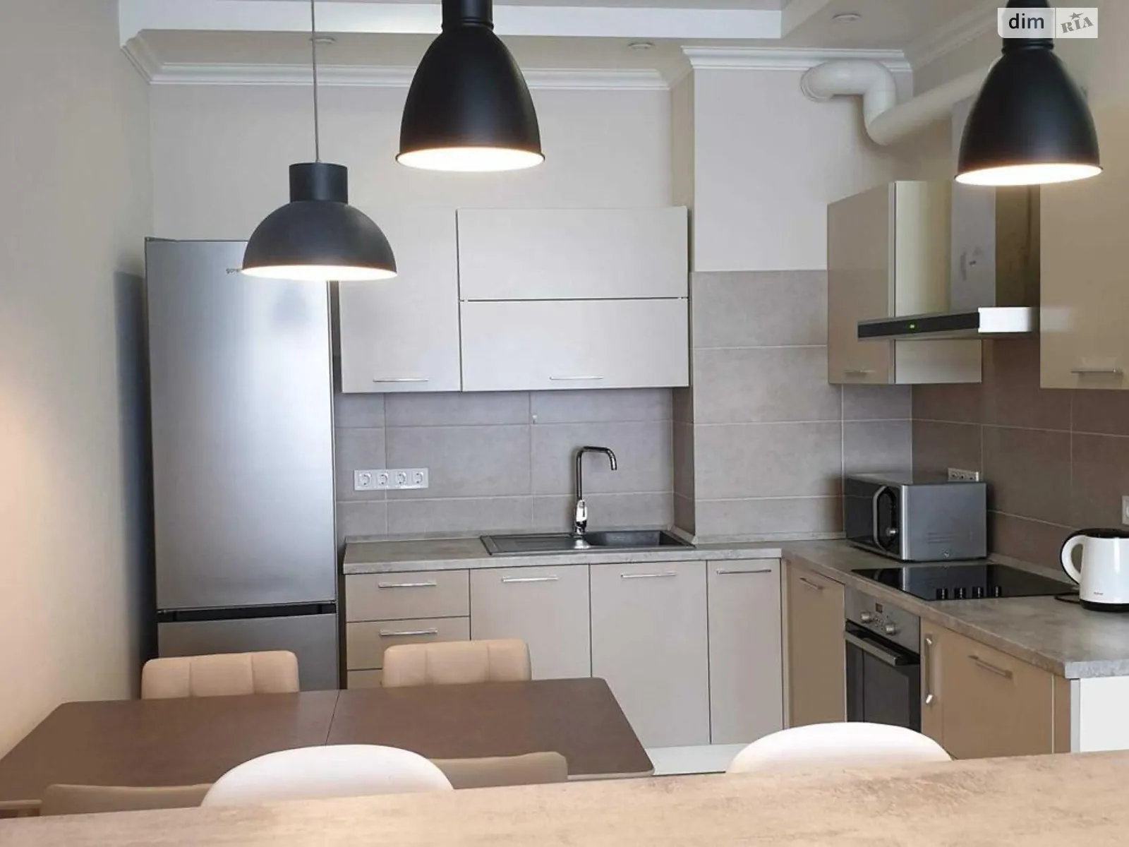 Продается 2-комнатная квартира 89.2 кв. м в Киеве, бул. Дарницкий - фото 1