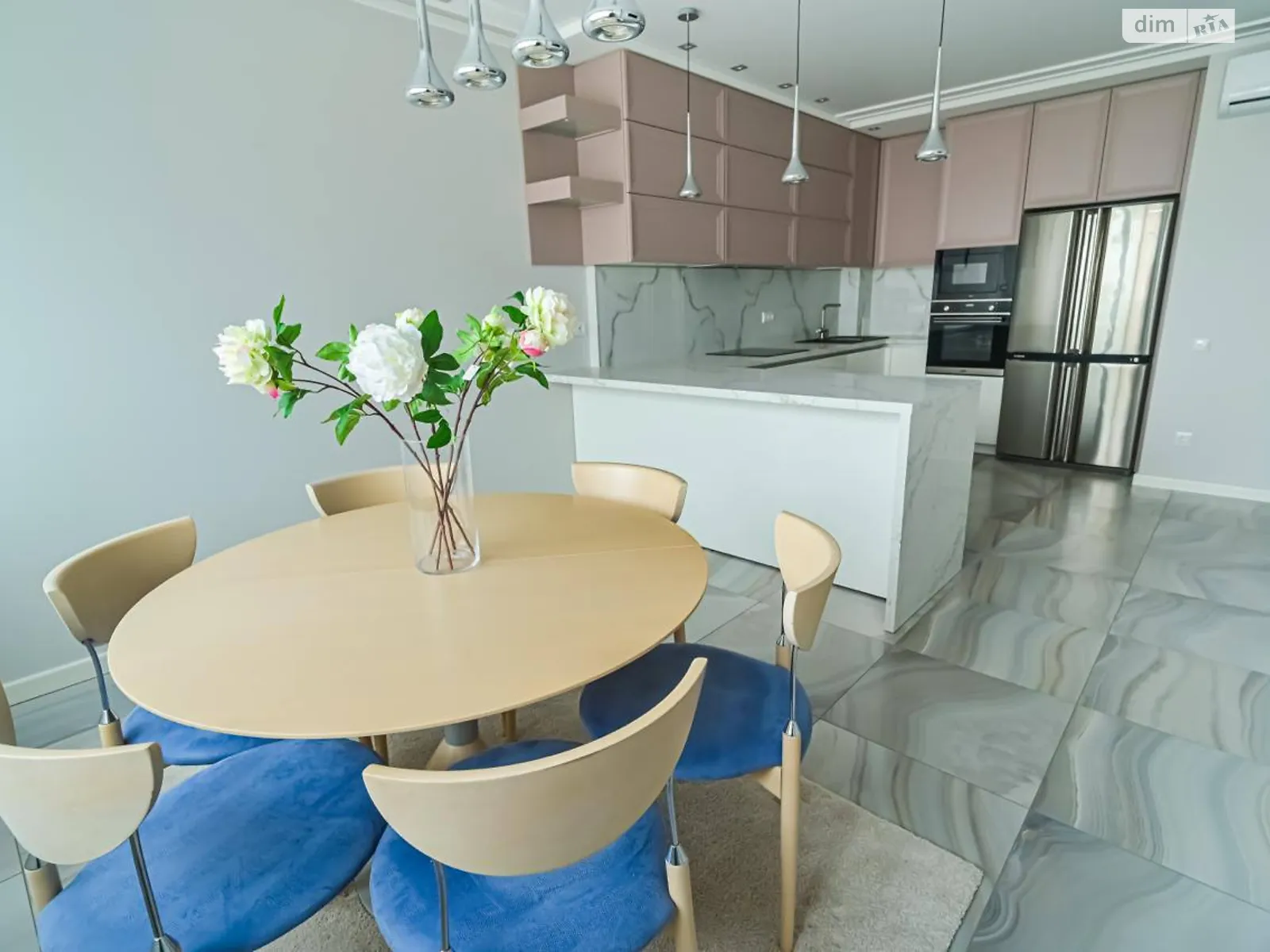 Продается 3-комнатная квартира 87 кв. м в Киеве, просп. Оболонский, 26 - фото 1