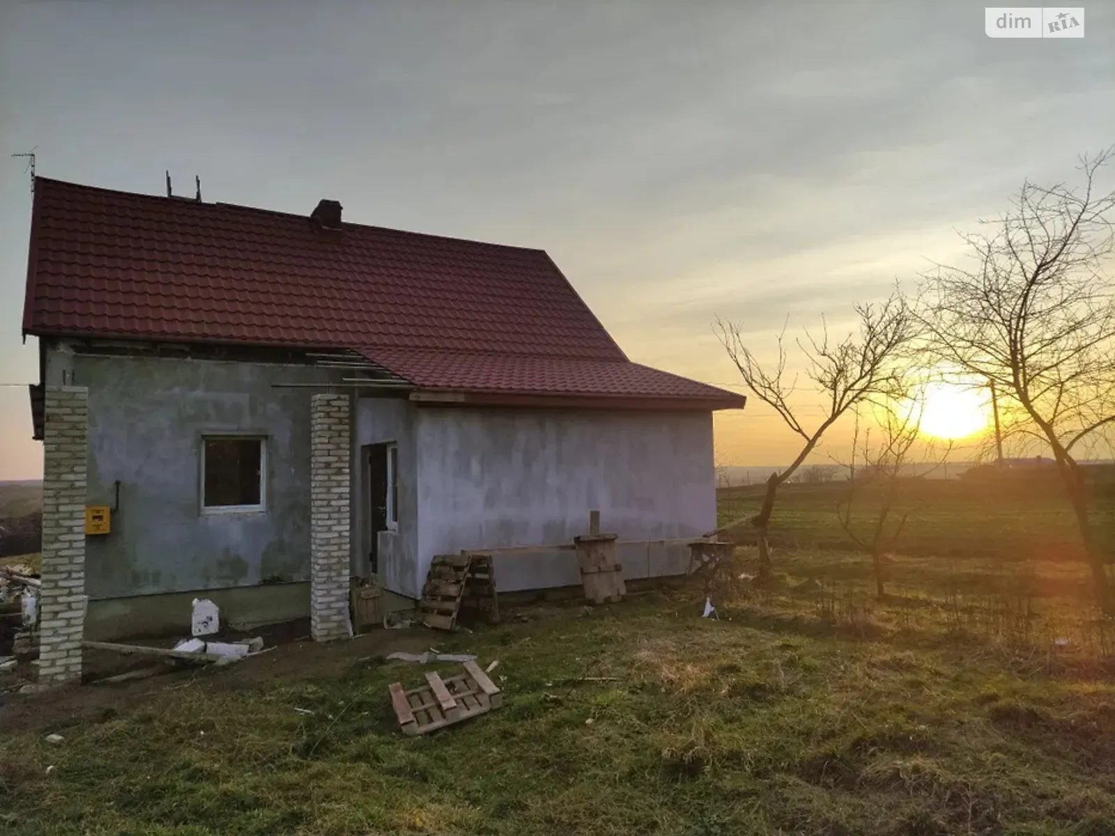 Продается дом на 2 этажа 130 кв. м с подвалом, цена: 110000 $ - фото 1