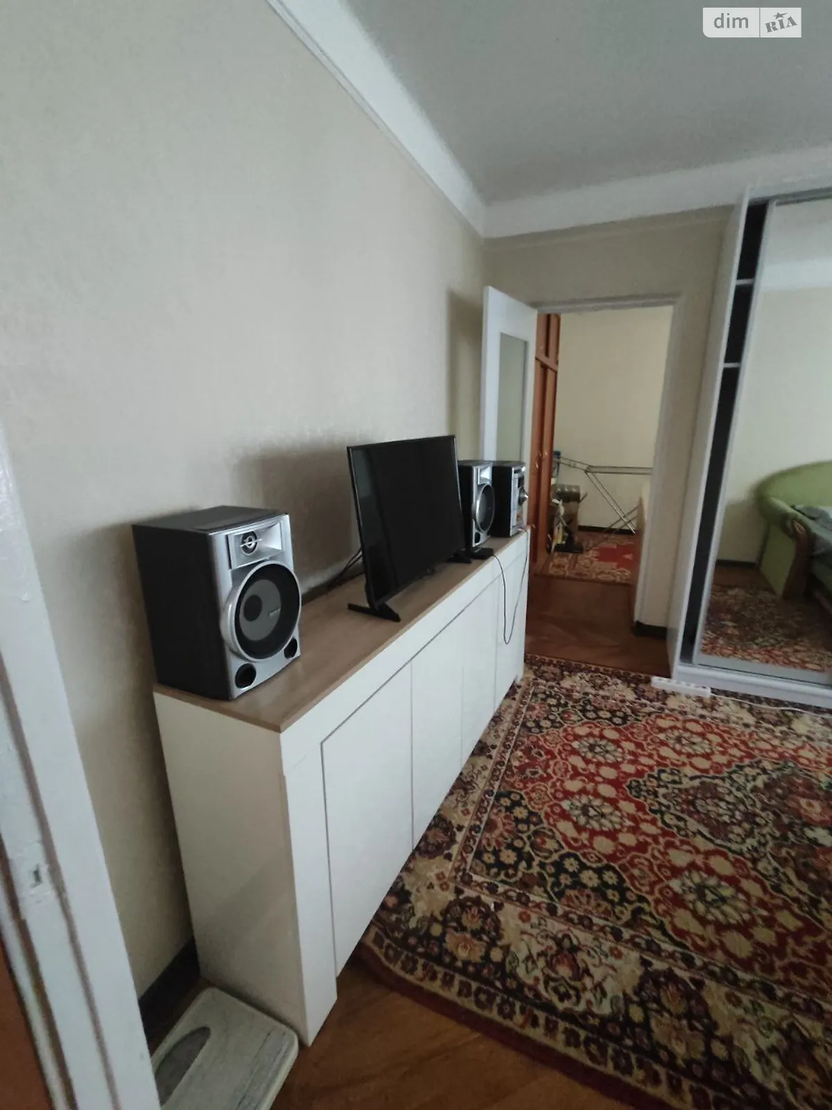 Сдается в аренду 3-комнатная квартира 57 кв. м в Киеве, ул. Соломенская, 10 - фото 1