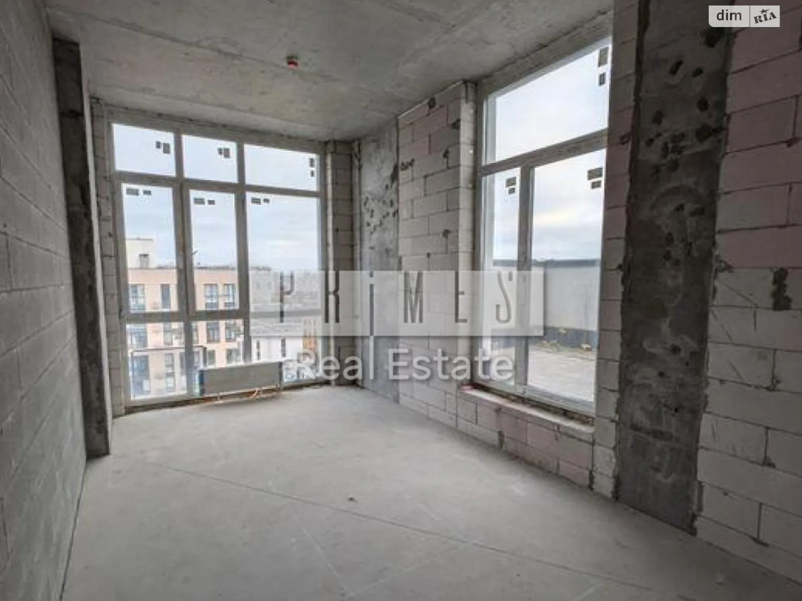 Продається 1-кімнатна квартира 44.3 кв. м у Києві, вул. Салютна, 2 - фото 1