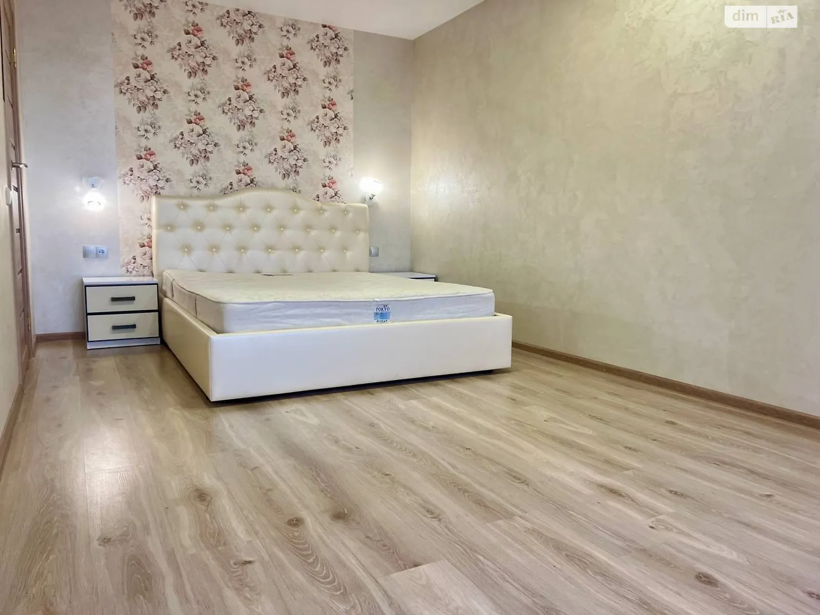Продается 2-комнатная квартира 46.7 кв. м в Ровно, ул. Киевская - фото 1