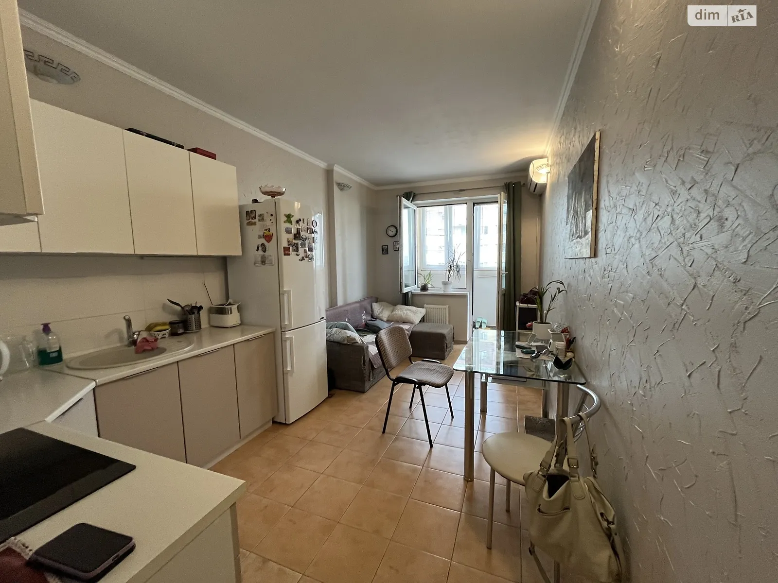 Продається 1-кімнатна квартира 48.4 кв. м у Лиманці, мас. Радужний - фото 1