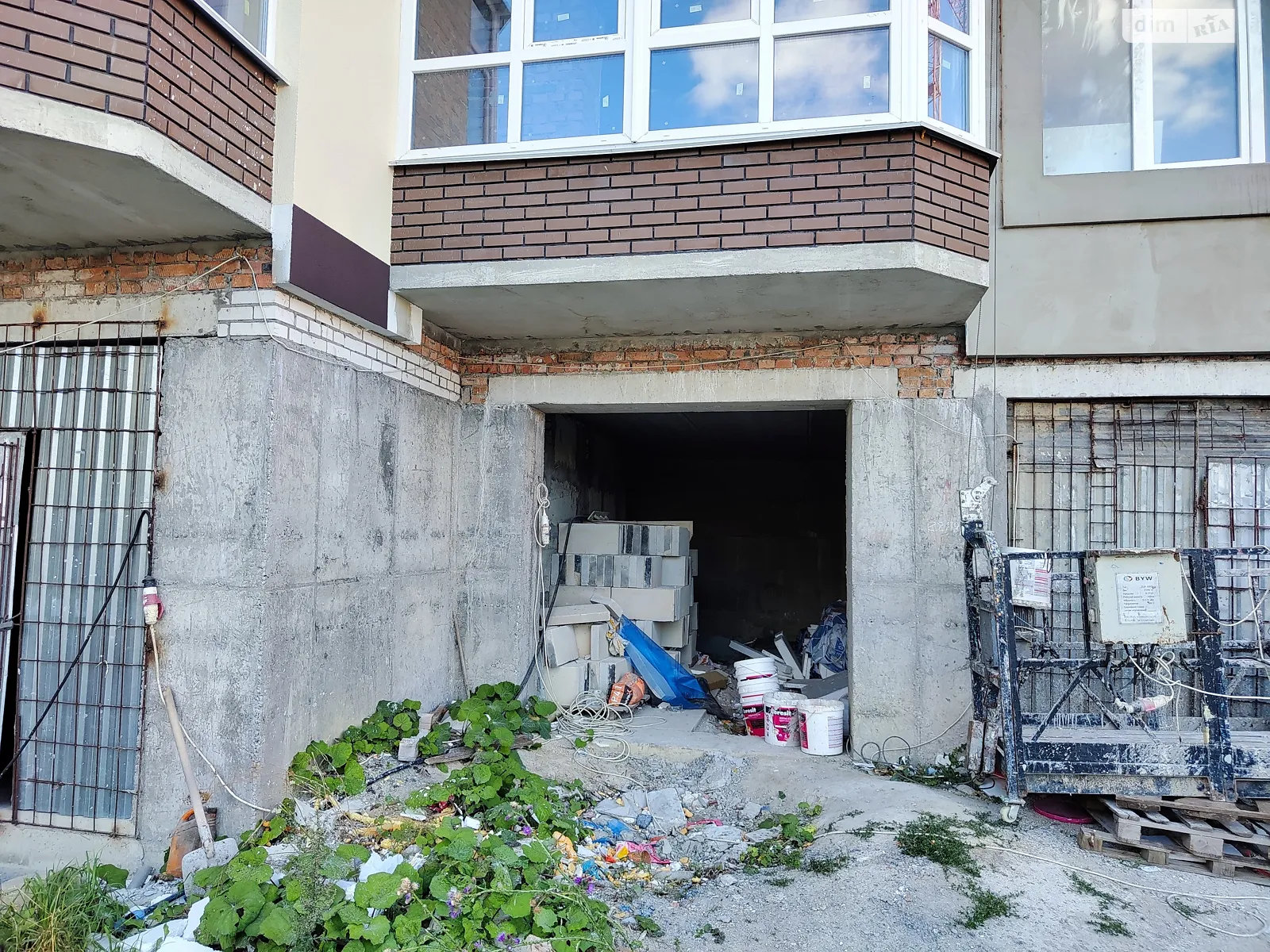 Продается отдельно стоящий гараж под легковое авто на 21.55 кв. м, цена: 16000 $ - фото 1