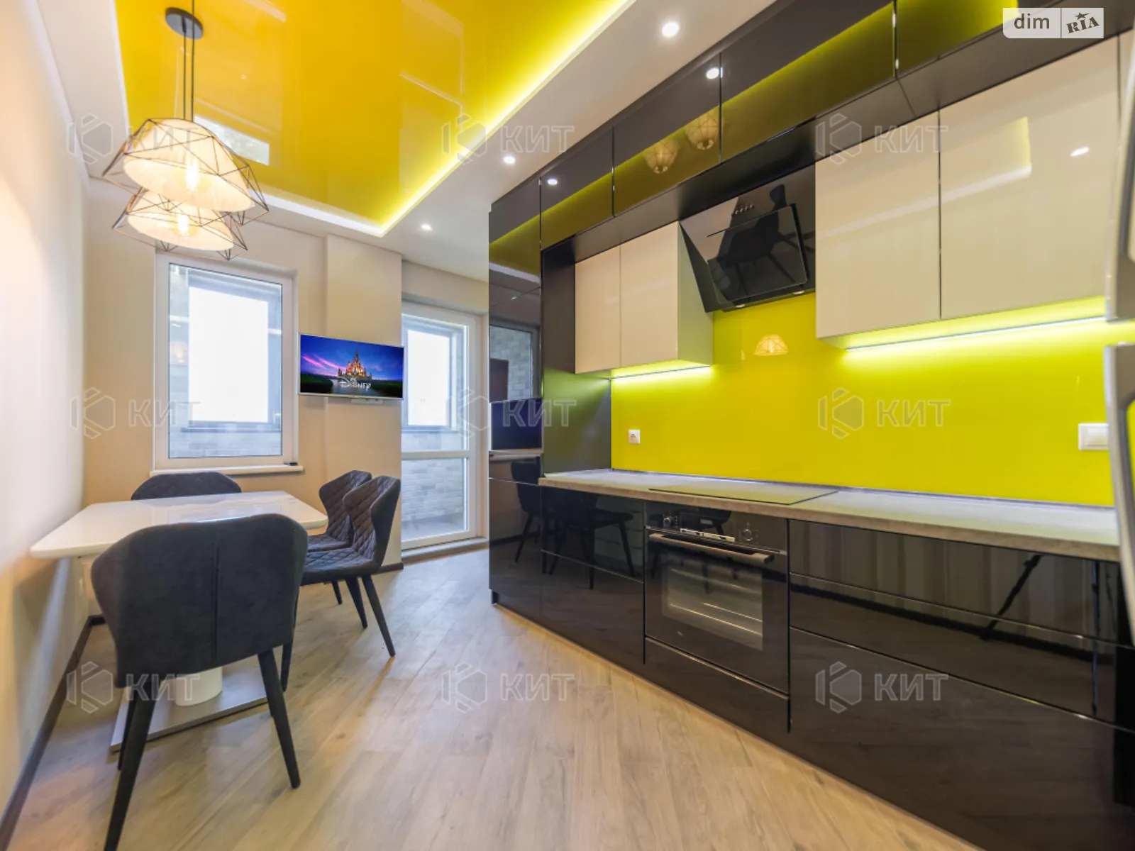 Сдается в аренду 1-комнатная квартира 46 кв. м в Харькове, ул. Качановская, 15 - фото 1