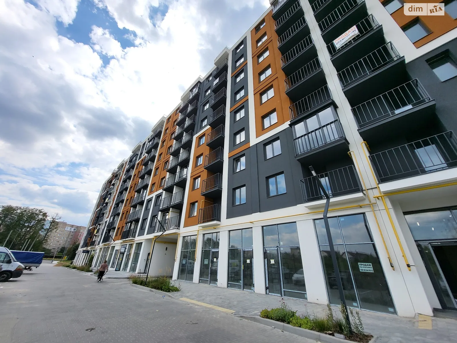 Продается 1-комнатная квартира 44 кв. м в Зарванцах, ул. Одесская - фото 1