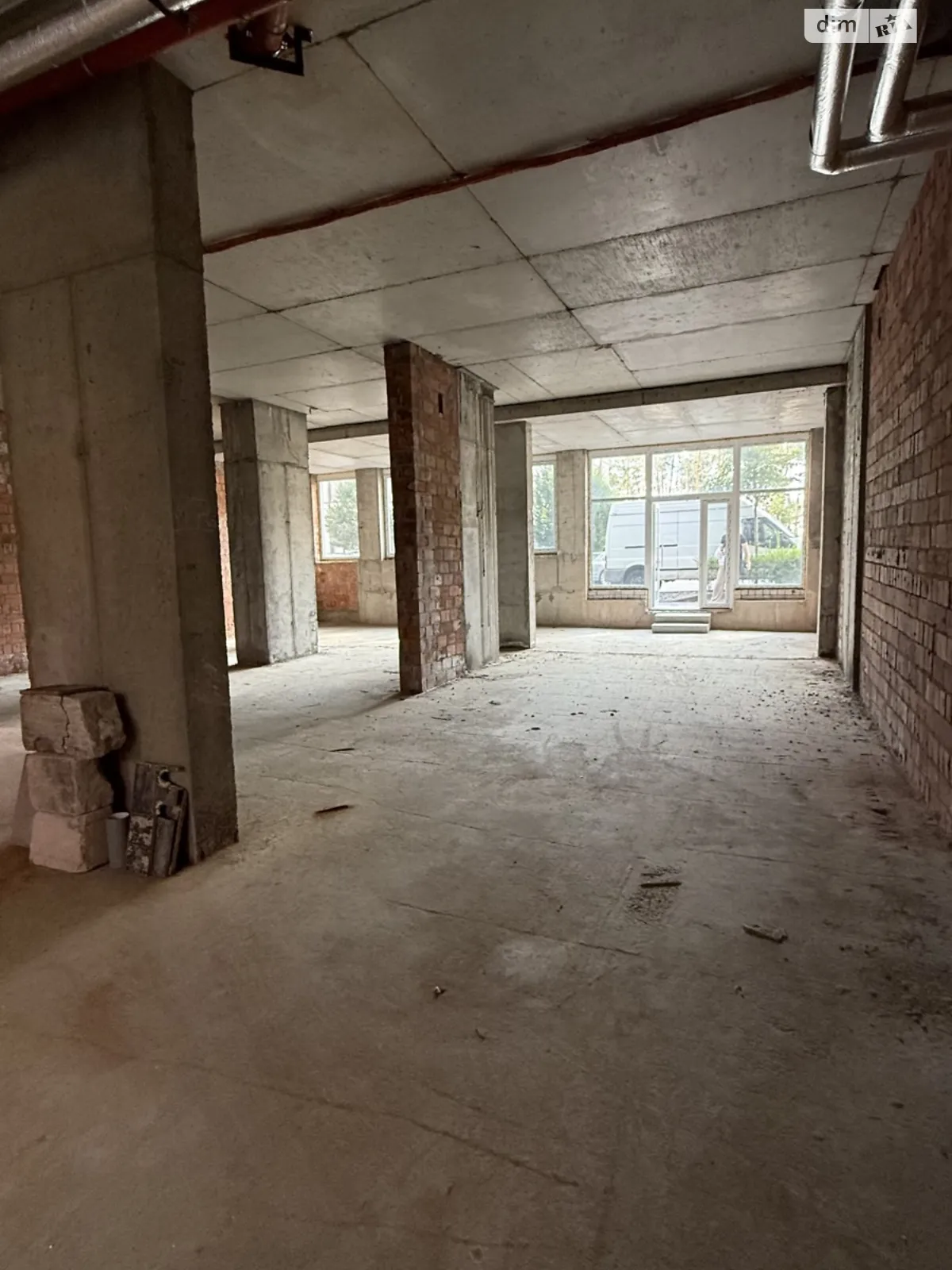 Здається в оренду приміщення вільного призначення 202 кв. м в 12-поверховій будівлі, цена: 1616 $ - фото 1