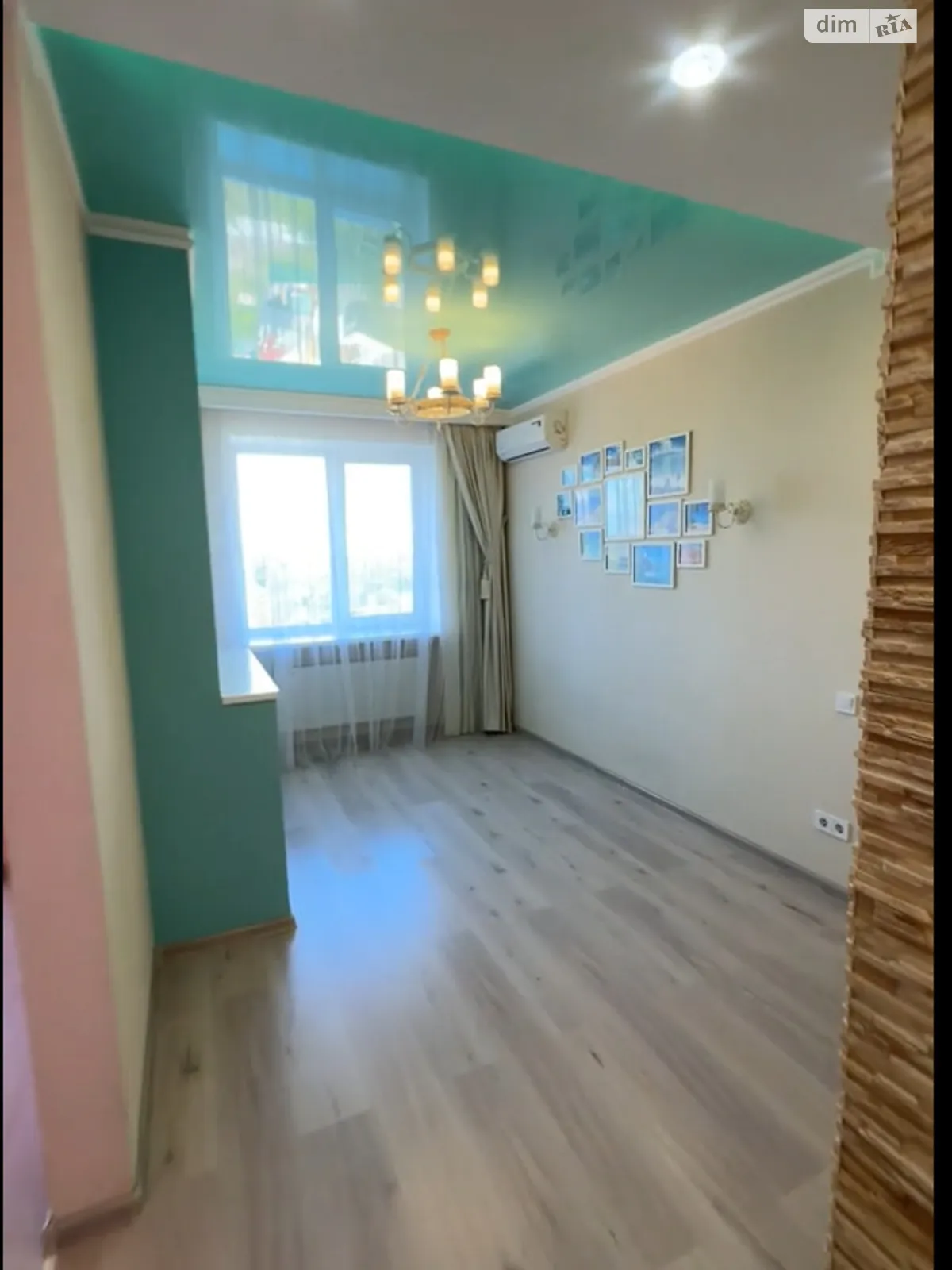 Продається 2-кімнатна квартира 65 кв. м у Ірпені, вул. Авіаконструктора Антонова(Ленінградська), 42 - фото 1