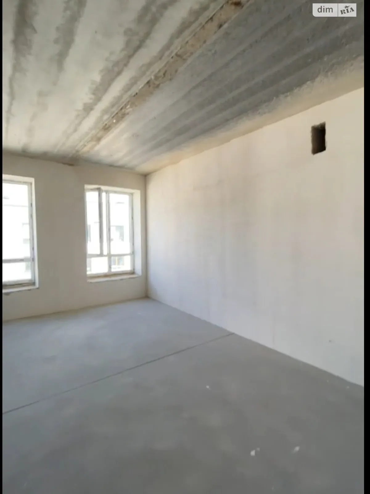 Продается 1-комнатная квартира 28 кв. м в Ирпене, ул. Соборная(ІІІ Интернационала), 2К/16 - фото 1