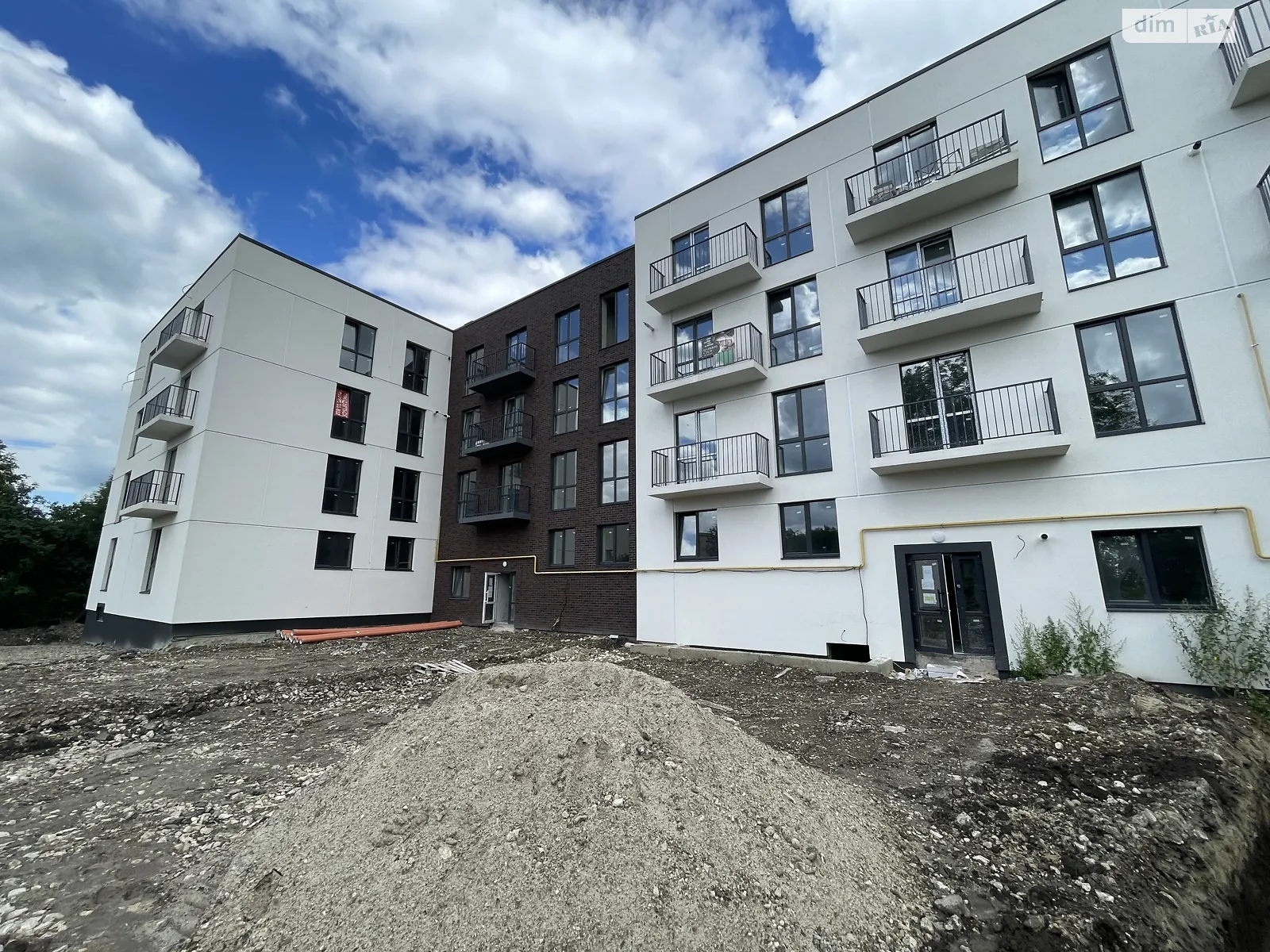 2-комнатная квартира 72 кв. м в Тернополе, ул. Стадниковой Софии, 40 - фото 1