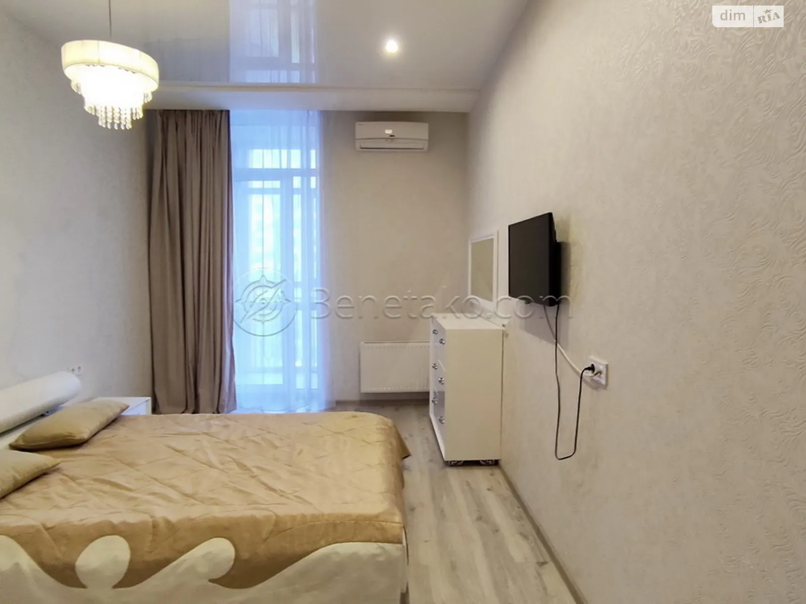 Здається в оренду 1-кімнатна квартира 58 кв. м у Одесі, плато Аркадійське(Гагарінське), 9 - фото 1