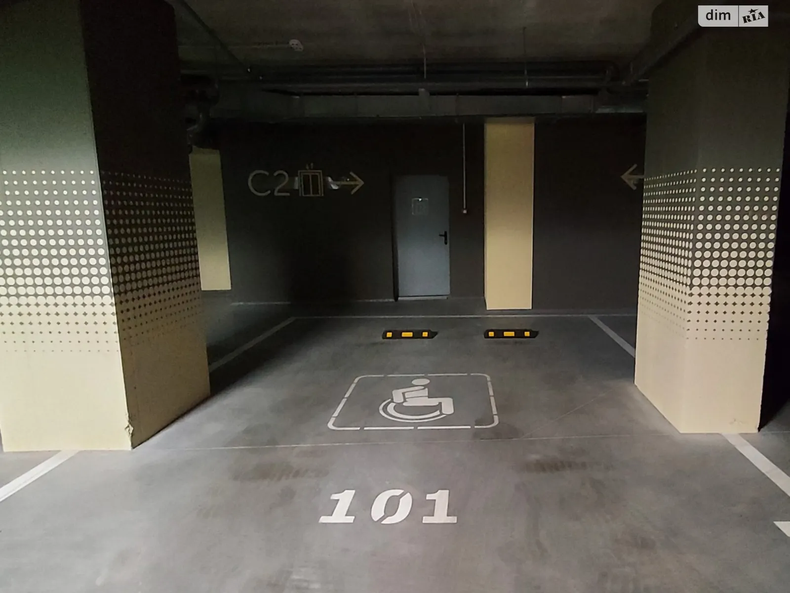 Здається в оренду підземний паркінг під легкове авто на 20.4 кв. м, цена: 6000 грн - фото 1