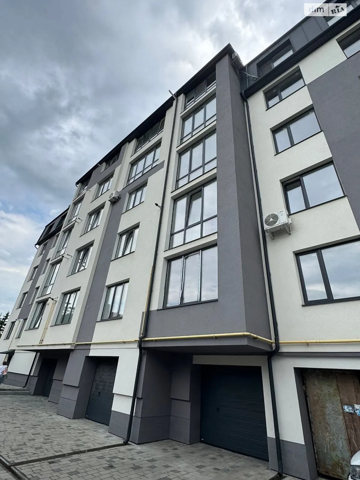 3-комнатная квартира 73.5 кв. м в Тернополе, ул. Зеленая - фото 1