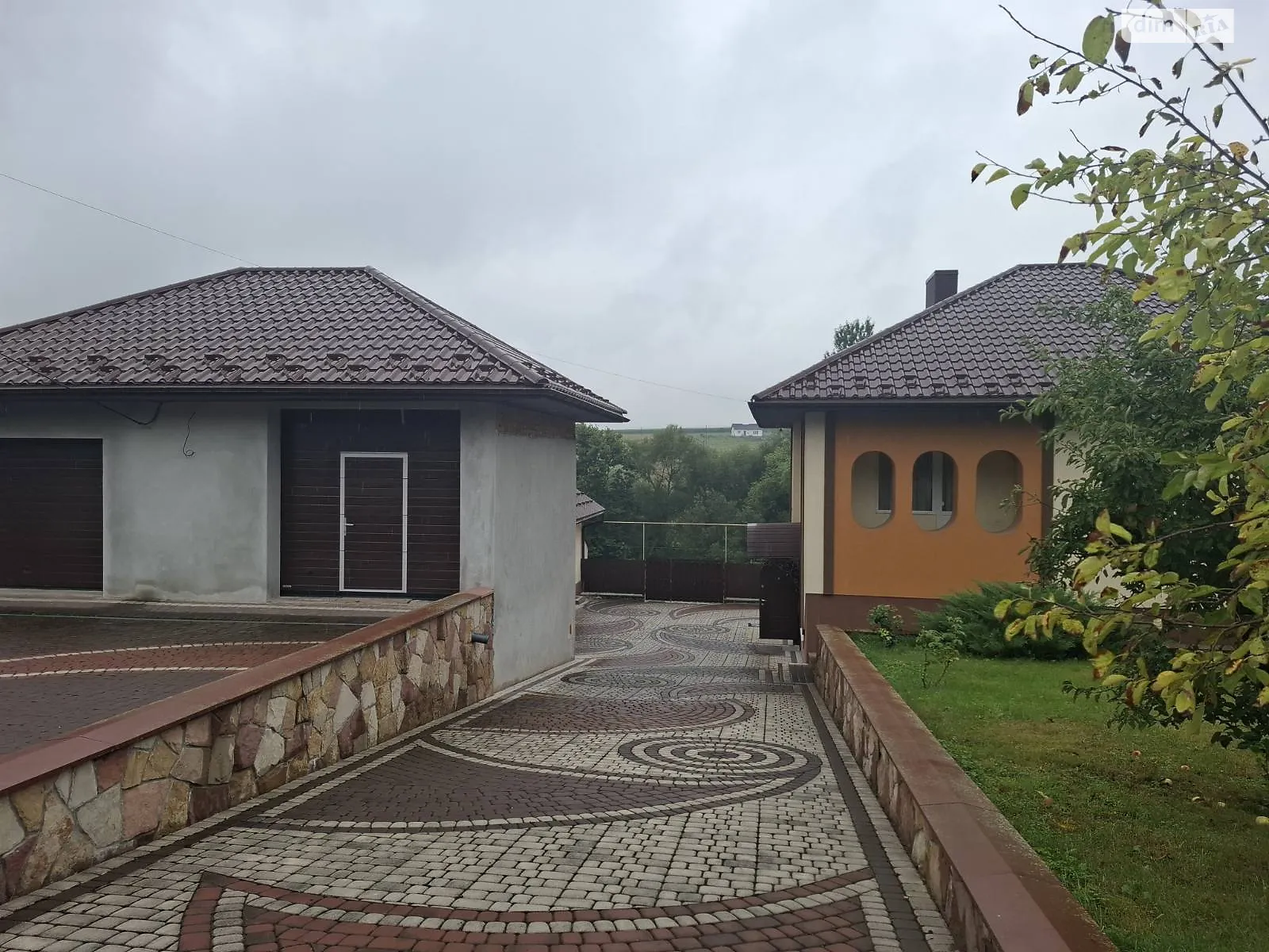 Продается дом на 2 этажа 161.1 кв. м с подвалом, цена: 130000 $ - фото 1