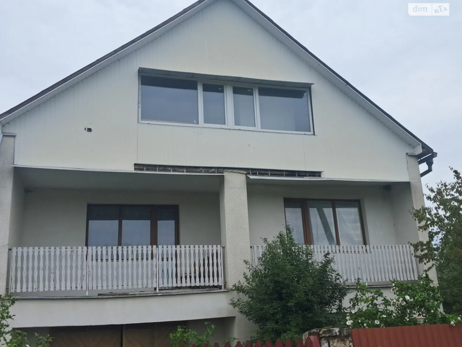 Продается дом на 2 этажа 261.8 кв. м с балконом, цена: 65000 $ - фото 1