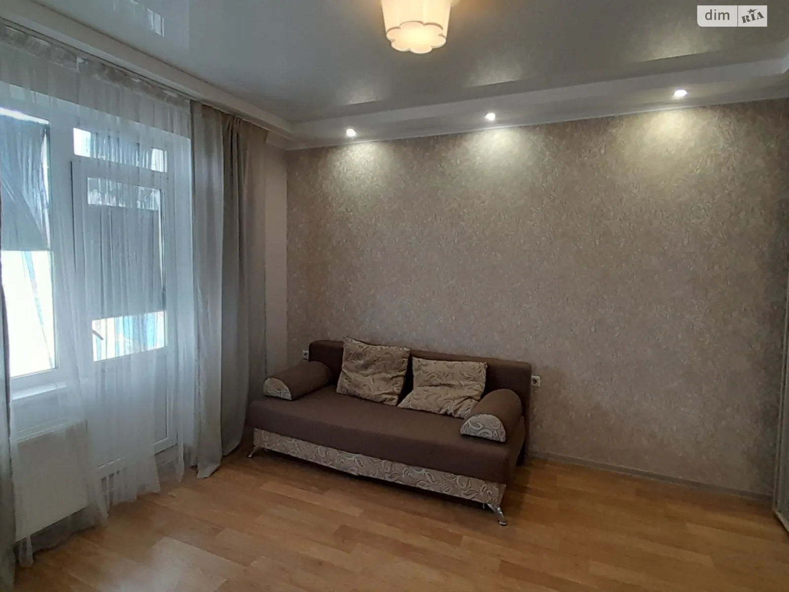 Сдается в аренду 1-комнатная квартира 38 кв. м в, цена: 7500 грн - фото 1