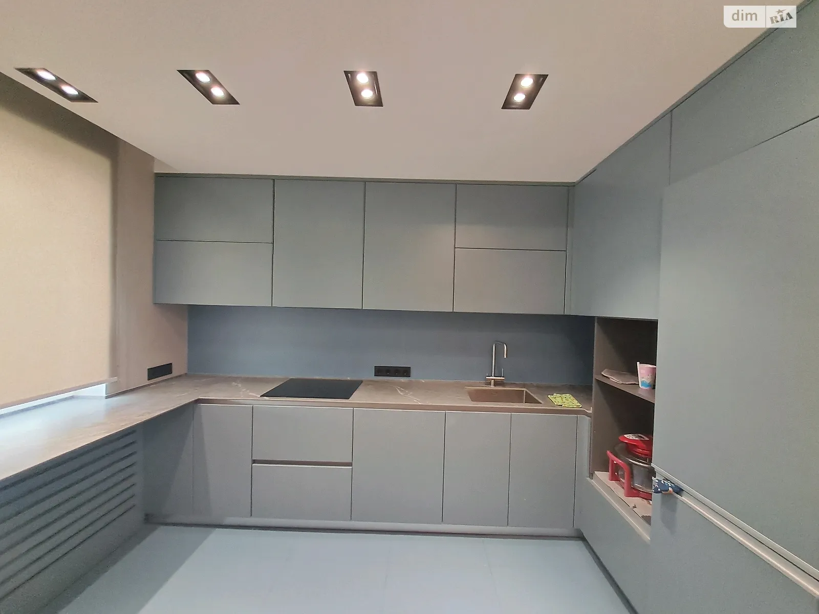 Продается 1-комнатная квартира 43.2 кв. м в Одессе, ул. Академика Сахарова, 3Б - фото 1