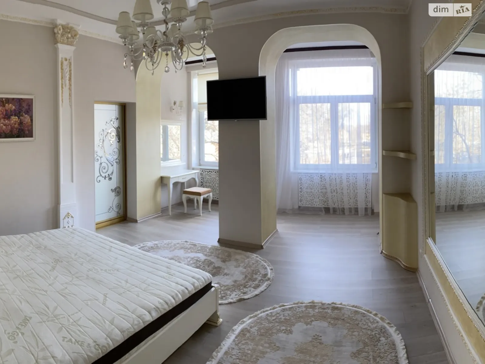 Продається 4-кімнатна квартира 147 кв. м у Полтаві, вул. Петра Юрченка, 21/9 - фото 1