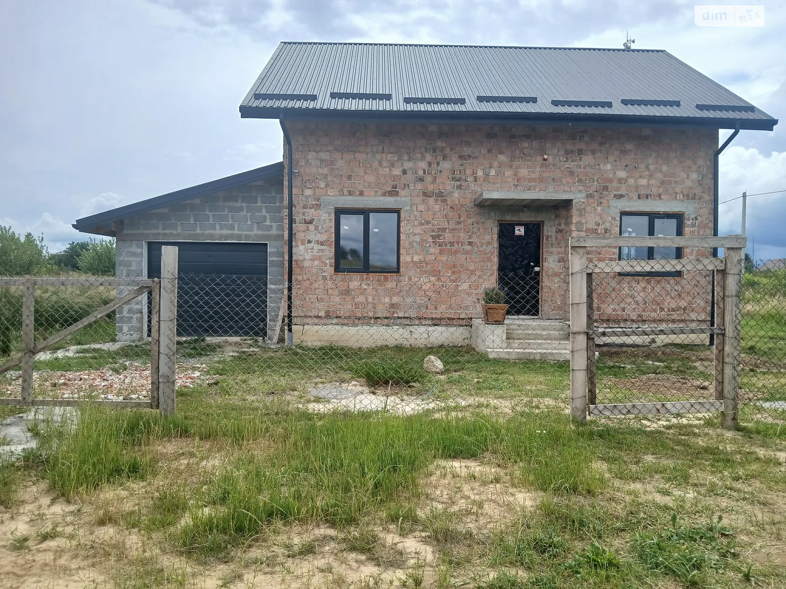 Продается дом на 2 этажа 119 кв. м с участком, цена: 89999 $ - фото 1