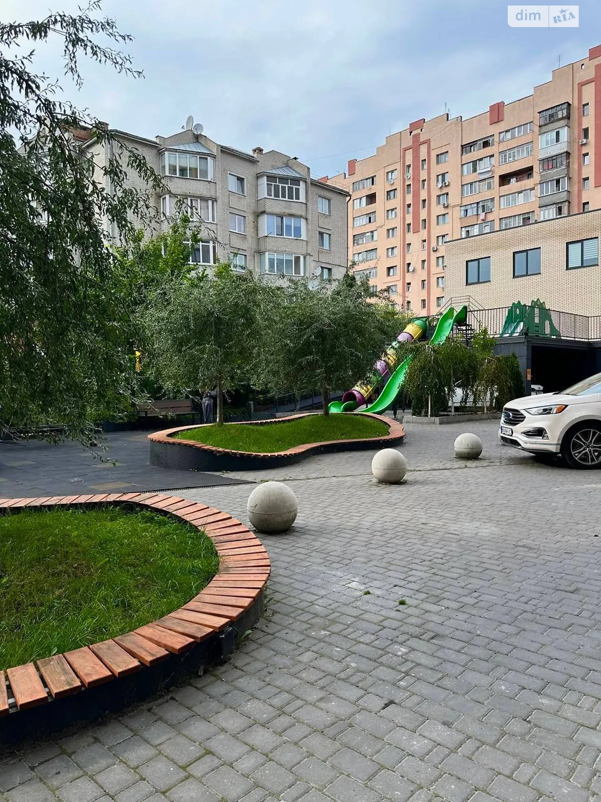 Продается 3-комнатная квартира 109.7 кв. м в Хмельницком, ул. Степана Бандеры, 15 - фото 1