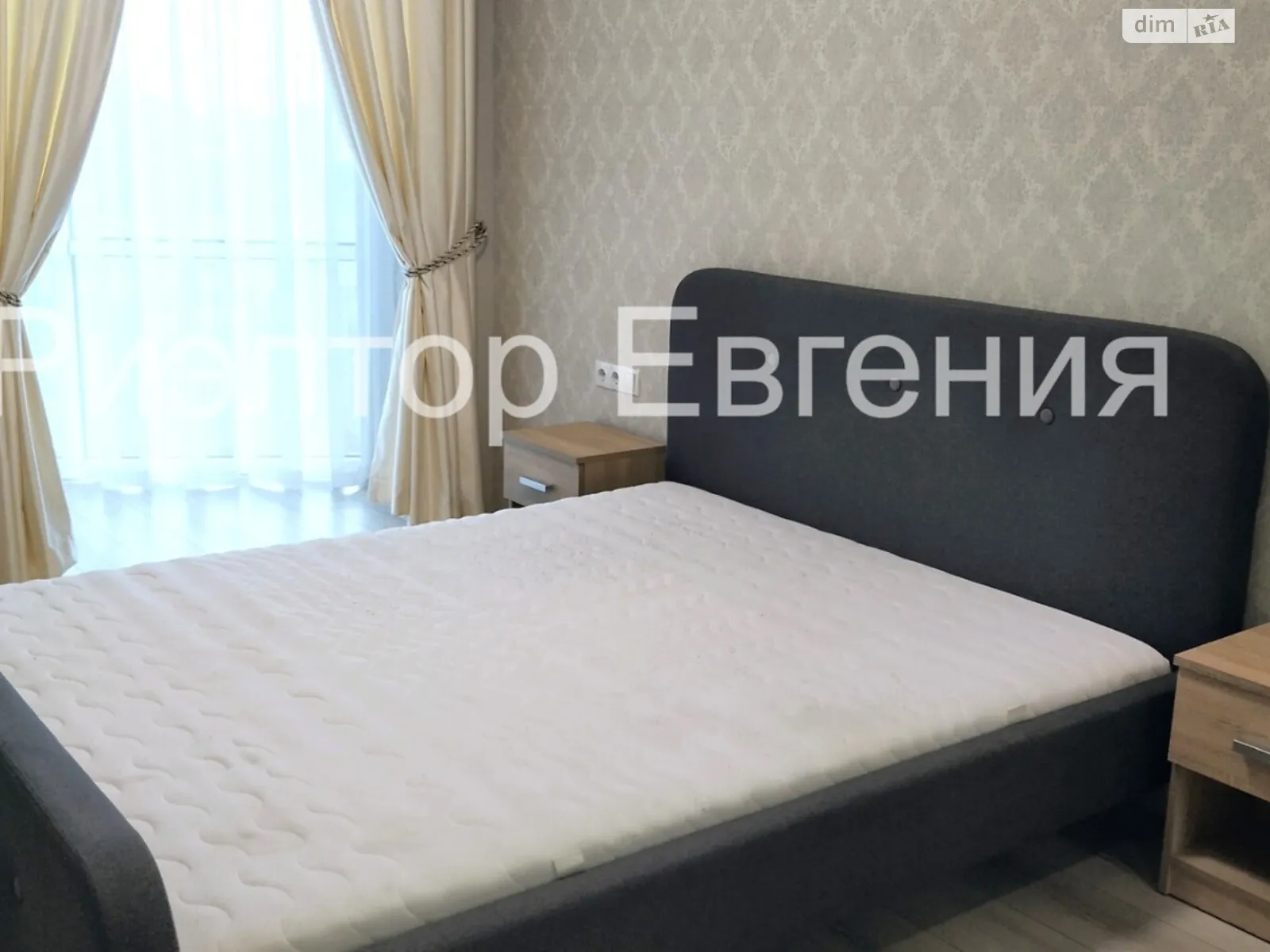 Сдается в аренду 1-комнатная квартира 46 кв. м в Одессе, бул. Итальянский, 1А - фото 1