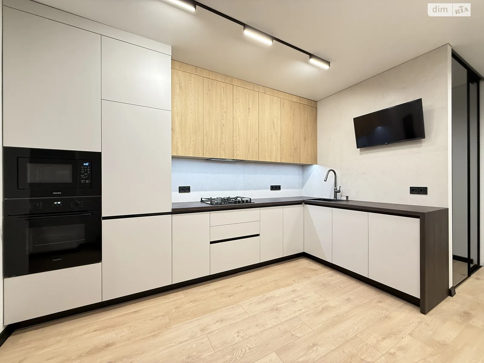 Продається 1-кімнатна квартира 41 кв. м у Рівному, вул. Студентська, 24А - фото 1