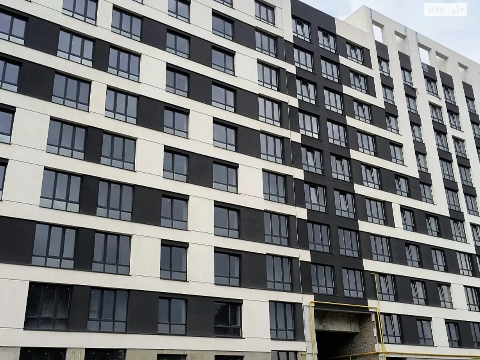 1-комнатная квартира 38 кв. м в Тернополе, ул. Микулинецкая - фото 1