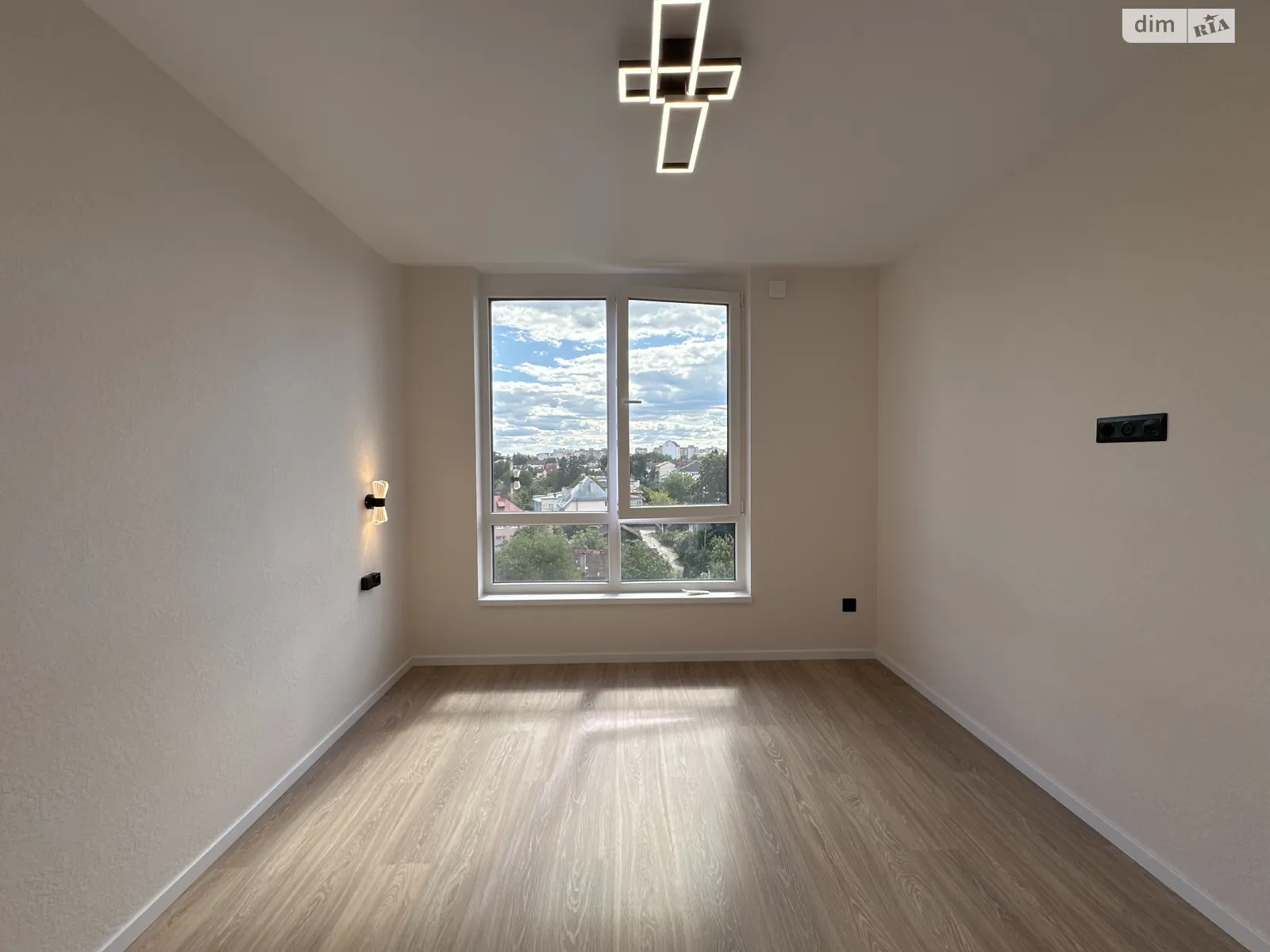 Продається 1-кімнатна квартира 34 кв. м у Івано-Франківську, вул. Юліана Пелеша(Крайківського), 3 корпус 1 - фото 1