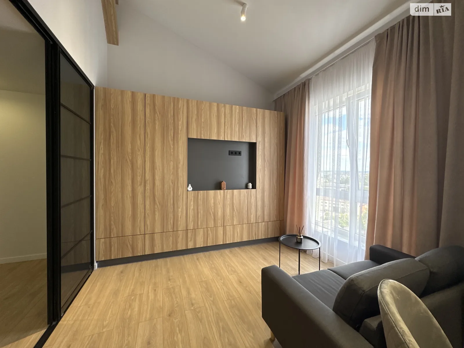 Продается 2-комнатная квартира 60 кв. м в Ивано-Франковске, ул. Вячеслава Черновола, 155 - фото 1